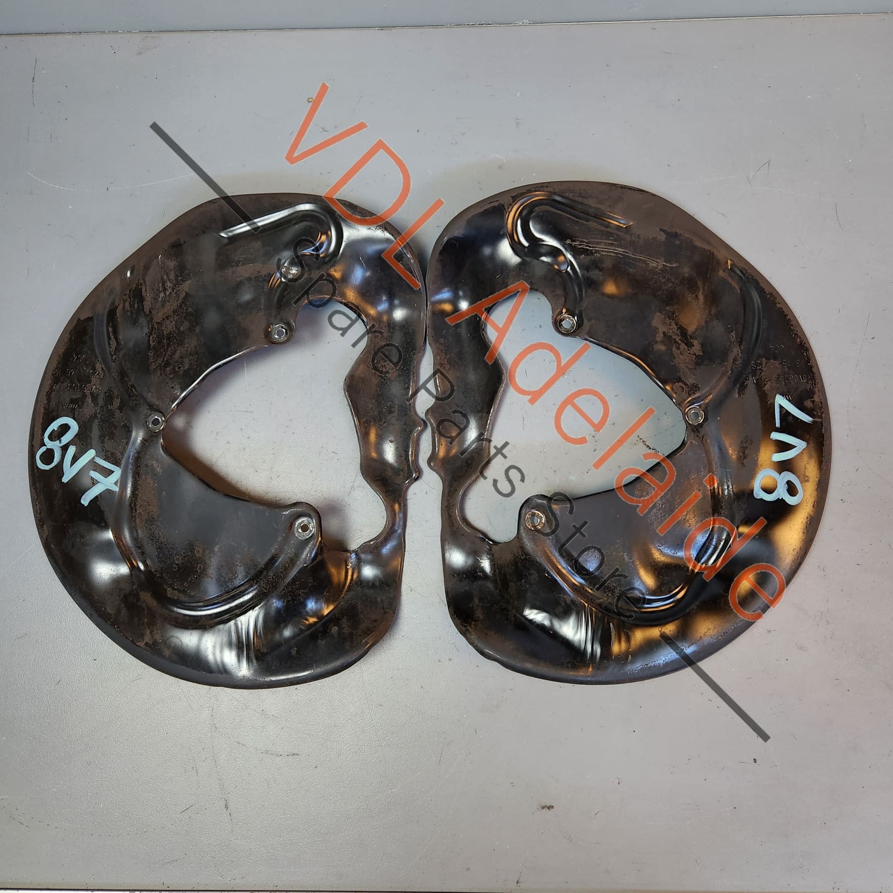 8V0615311B 8V0615312B   Audi RS3 8V Front Brembo Brake Dust Cover Set 8V0615311B 8V0615312B