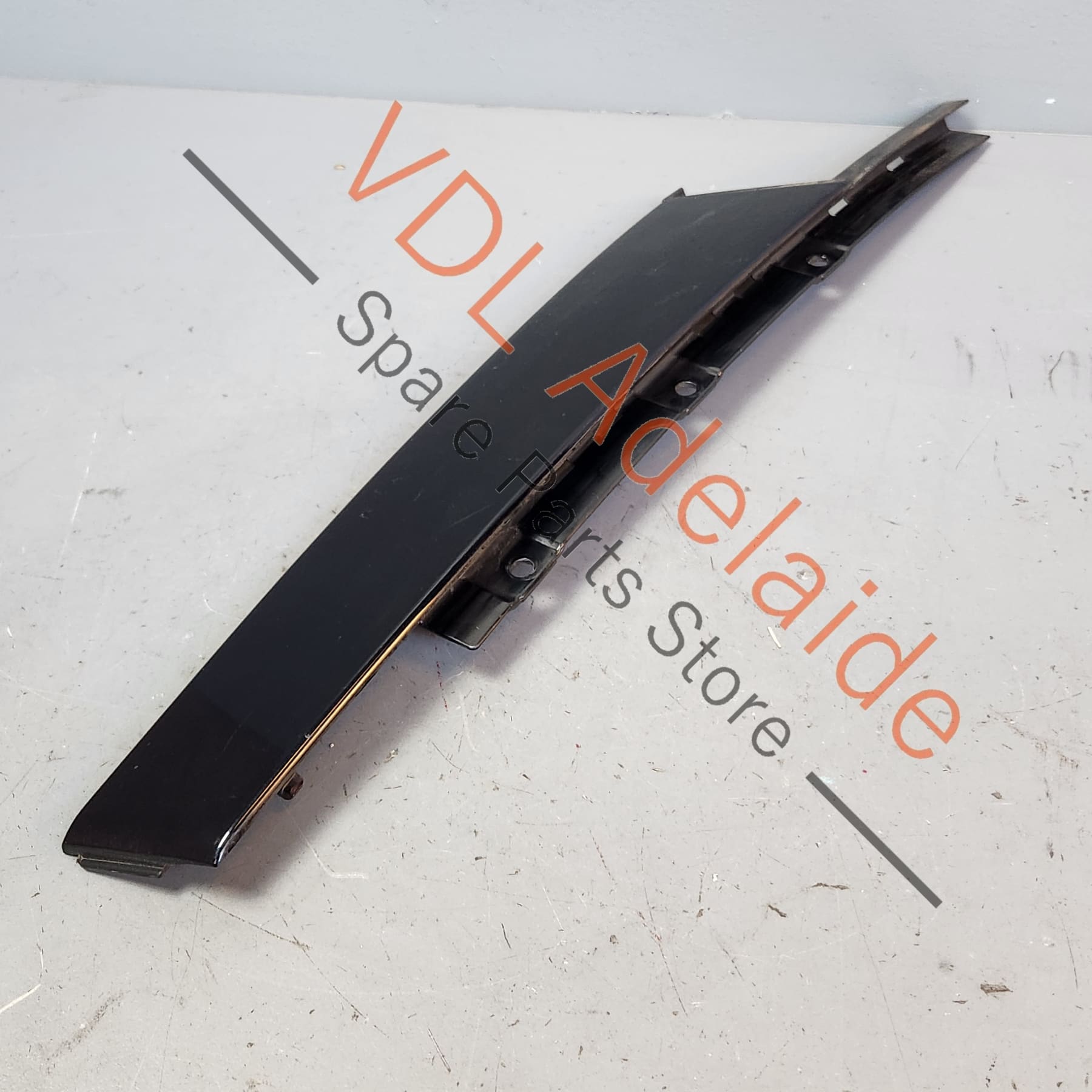 8V4837901A    Audi A3 S3 RS3 8V Front Left Door Exterior Trim for B-Pillar Black Glossy 8V4837901A