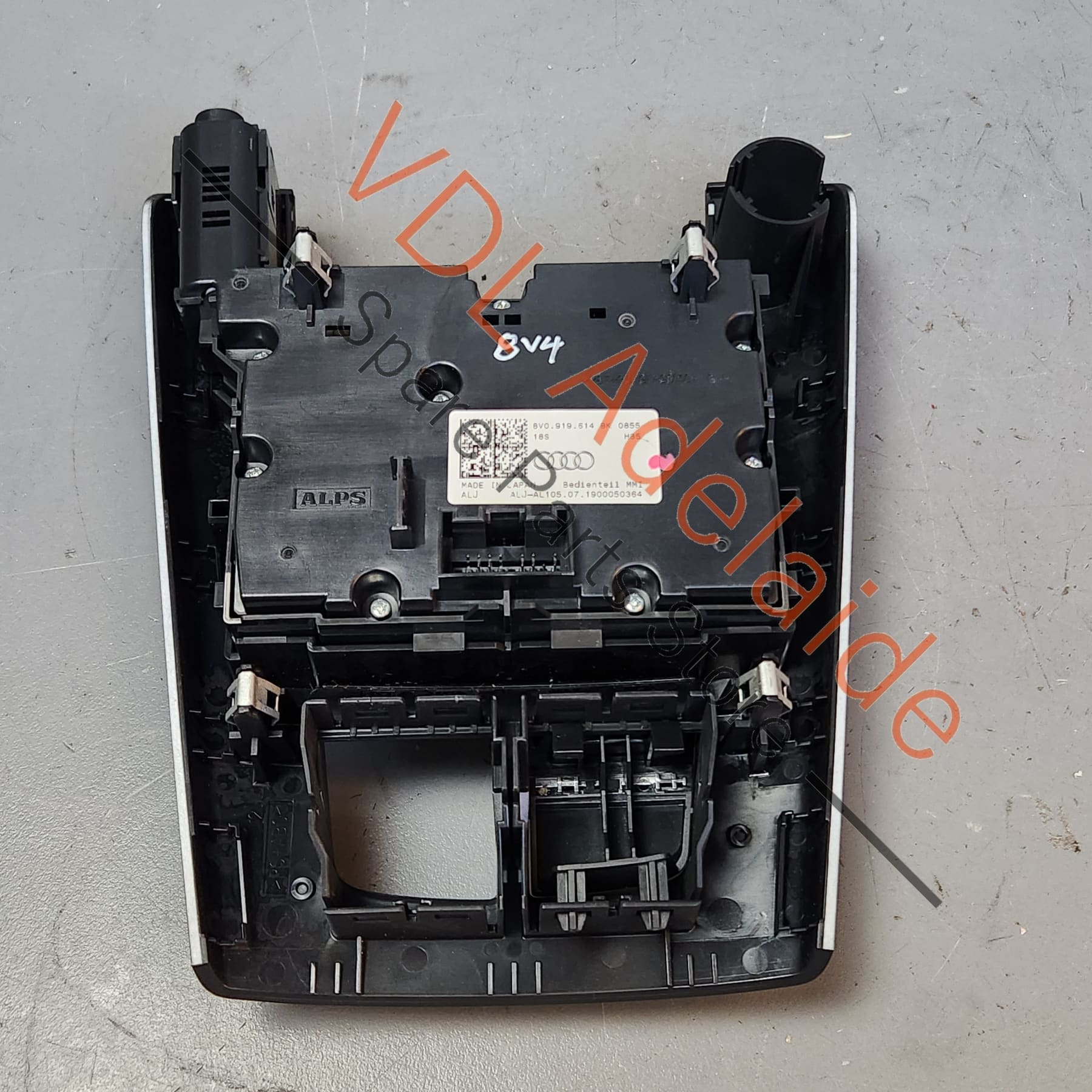 8V0919614BK    Audi A3 S3 RS3 8V Centre Main MMI Control Switch for Radio Navigation Media 8V0919614BK