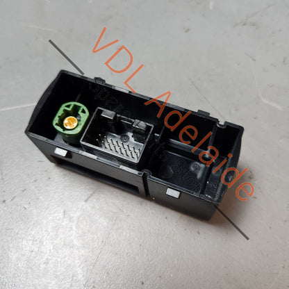 8V0035736    Audi A3 S3 RS3 8V AMI Aux Input Audio Music Interface Jack Point Socket 8V0035736 6PS