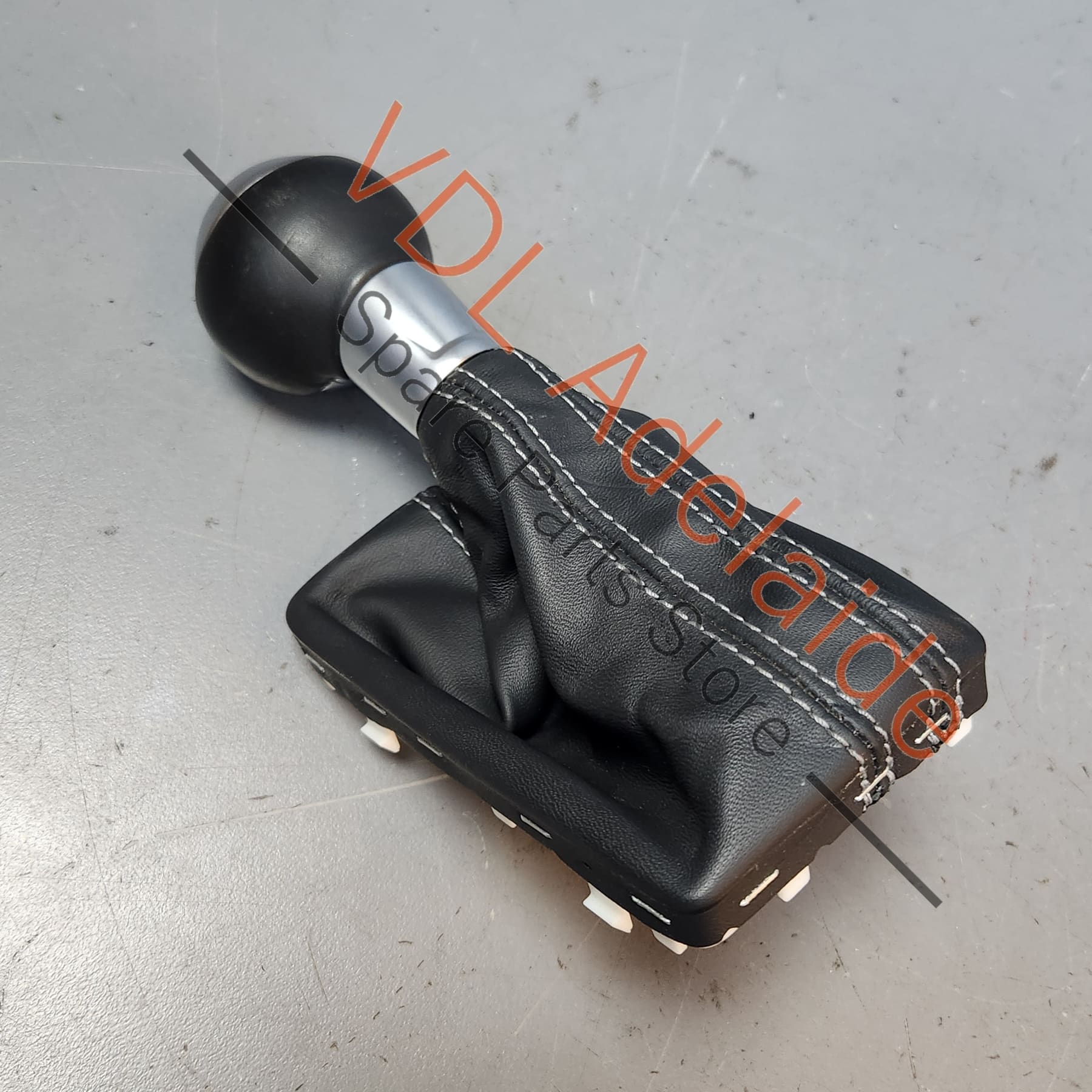 8V2713139ACJAJ    Audi RS3 8V DSG Auto Gear Shifter Shift Knob Boot 8V2713139AC JAJ