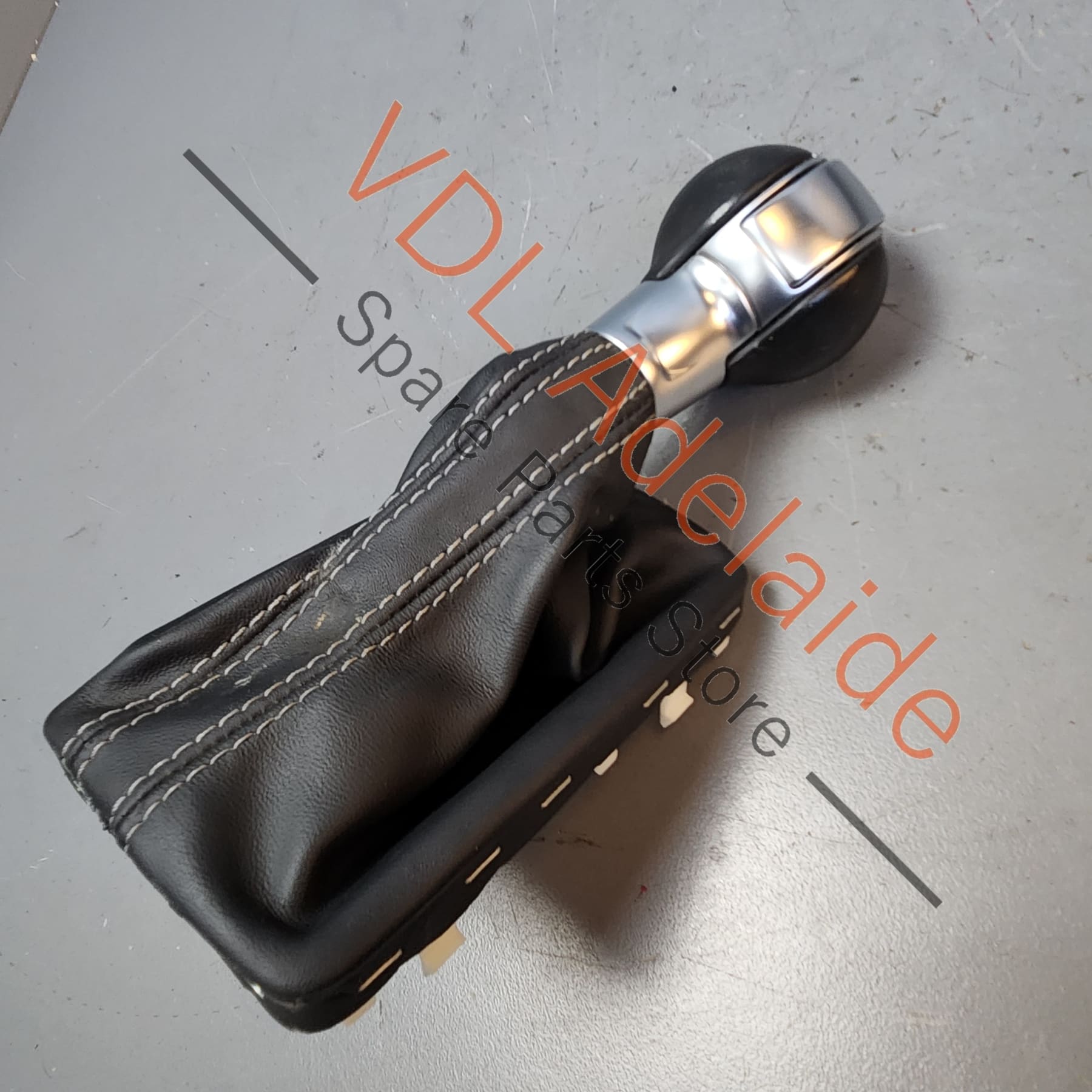 8V2713139ACJAJ    Audi RS3 8V DSG Auto Gear Shifter Shift Knob Boot 8V2713139AC JAJ