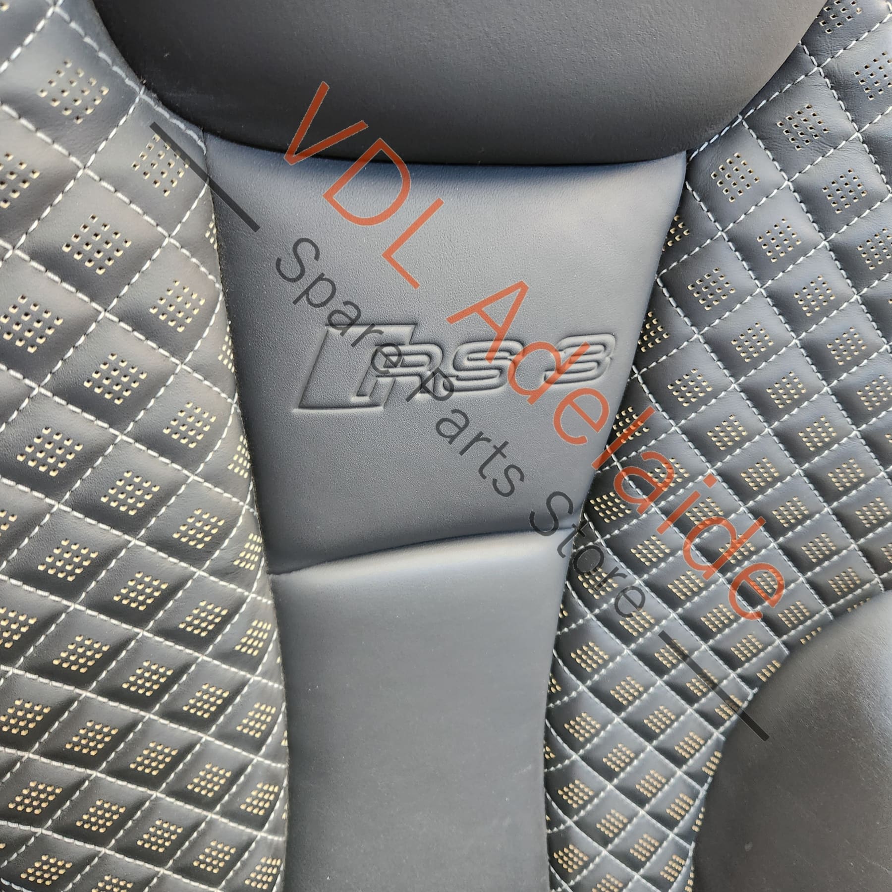     Audi RS3 8V Pair of Front Diamond Pattern Vented Leather Sport Seats