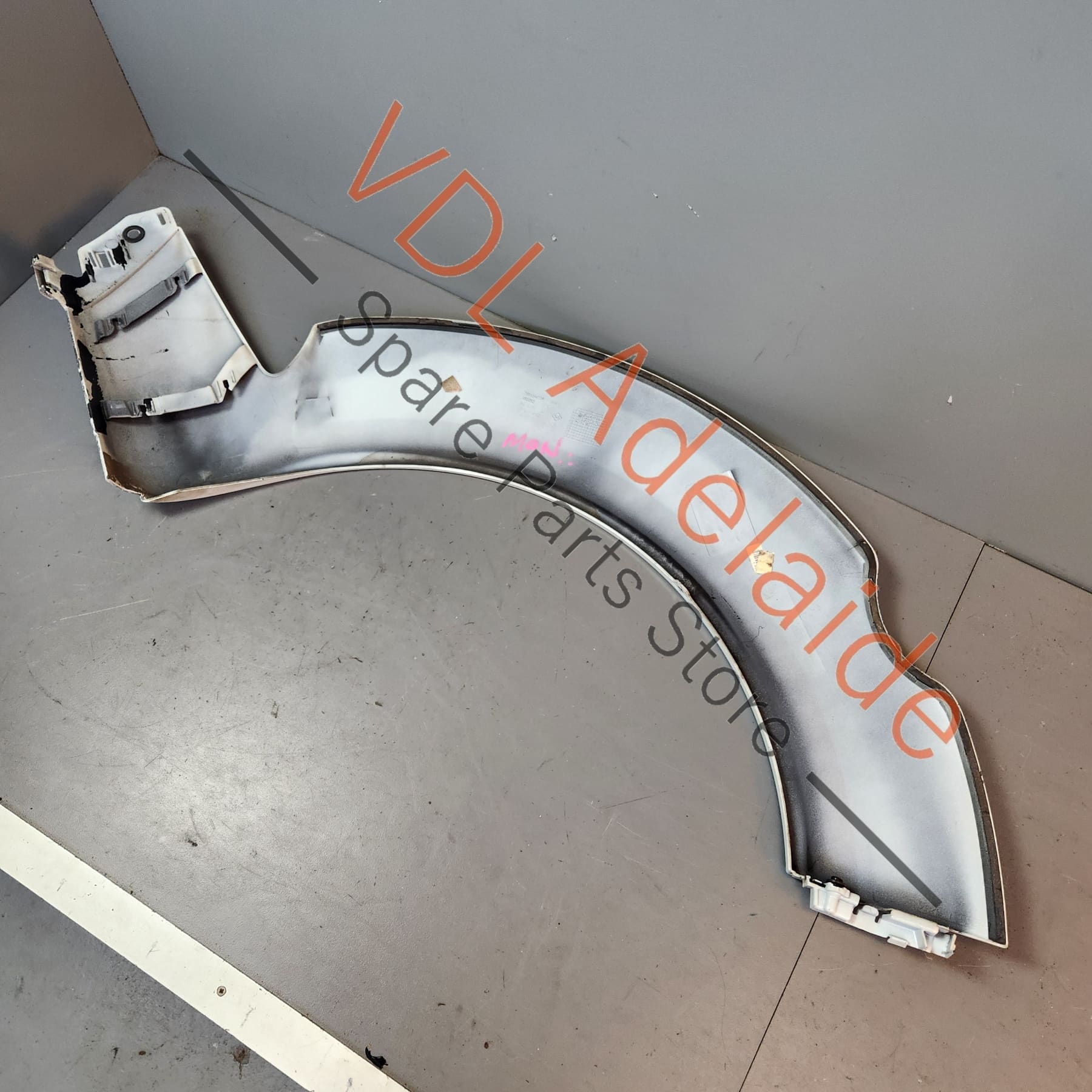 788A22543R788A37548R Renault Megane III DZ0/1 RS250 265 275 Left Rear Quarter Molding Flare Wheel Arch Trim 788A22543R Blanc Glacier