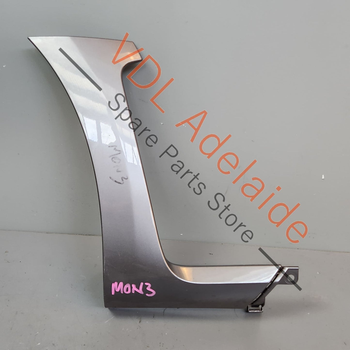 764366962R768511309R Renault Megane III DZ0/1 RS250 265 275 Front Left Lower Quarter Sill Exterior Molding Flare Wheel Arch Trim 768511309R 764366962R Oyster Grey