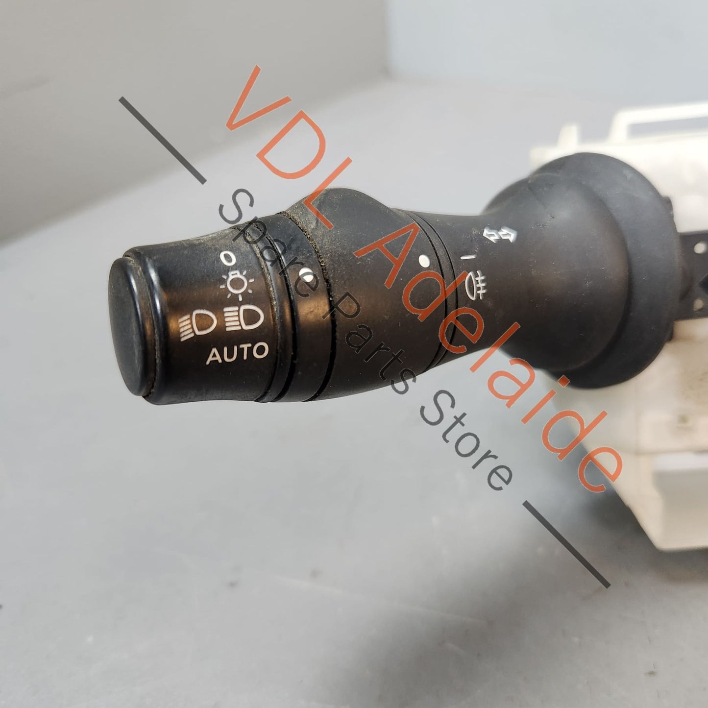 255670042R Renault Megane Steering Colum Switch Wipers Lights 255670042R