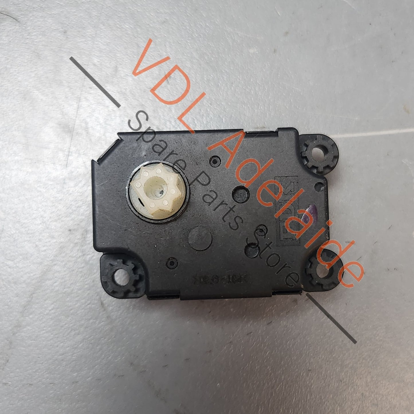 N105212V/A22T1A Renault Peugeot Valeo AC Heater Flap Stepper Motor Actuator N105212V/A 22T1A