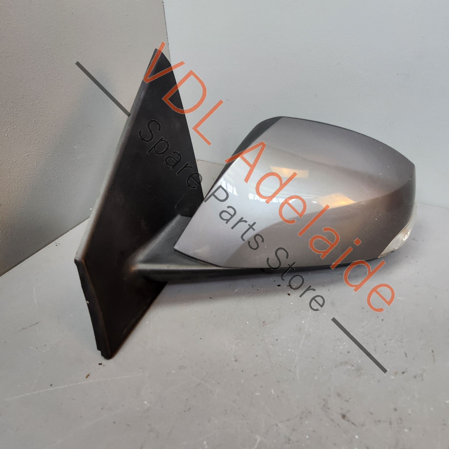 
963020183R 963660006R  Renault Megane RS250 RS265 RS275 D95 Coupe Complete LHS Left Side Exterior Power Folding Mirror 963660006R 
963020183R