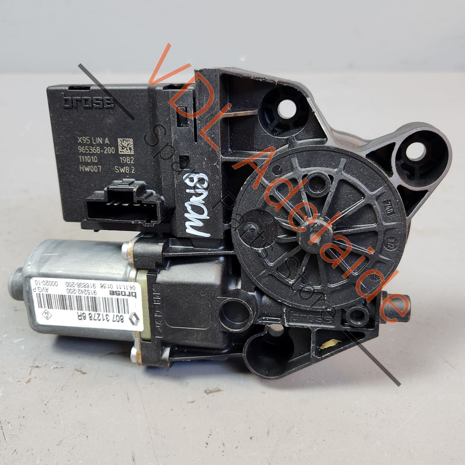 807312786R   Renault Megane Clio Passenger Side Window Motor 807312786R