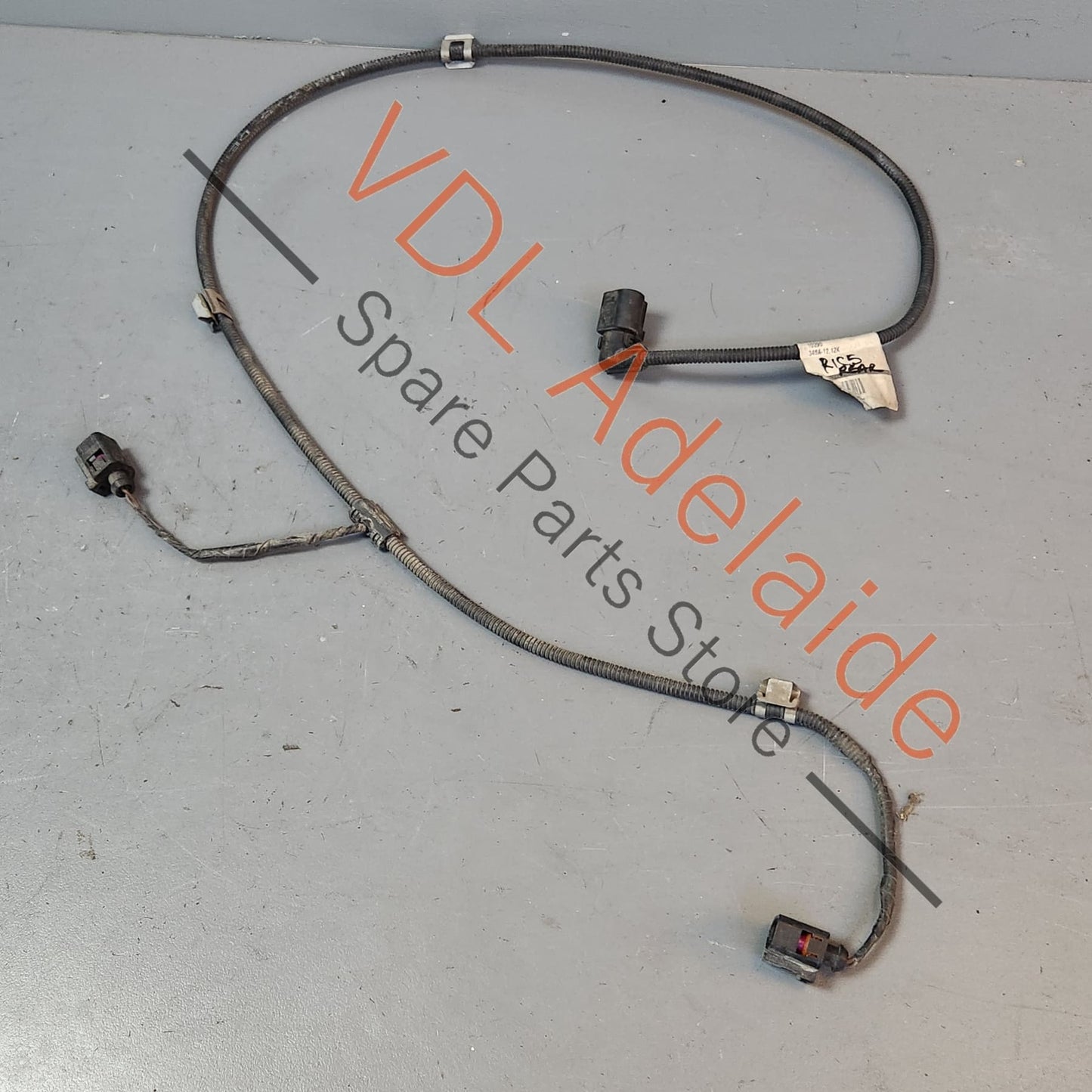 1K6971104D    VW Golf MK5 Rear Bumper Licence Plate Wiring Harness 1K6971104D