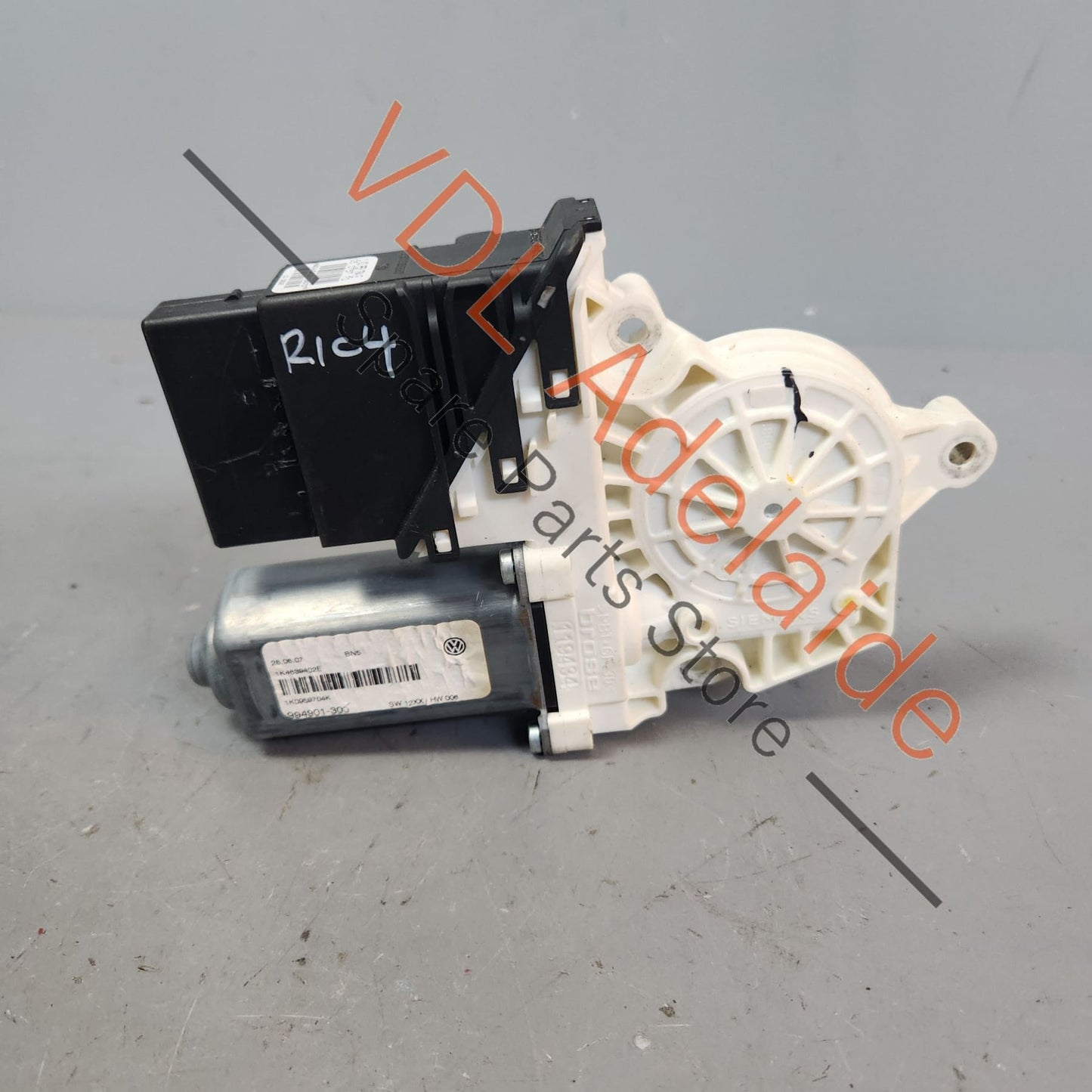 1K0959704K 1K4839402E 1K0959794E  VW Golf Passat Jetta Rear Right Window Motor Regulator 1K0959704K 1K4839402E 1K0959794E