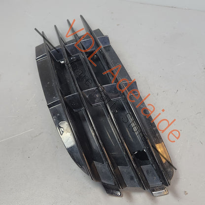 1K0853666K    VW Golf R32 Right Front Bumper Grille 1K0853666K