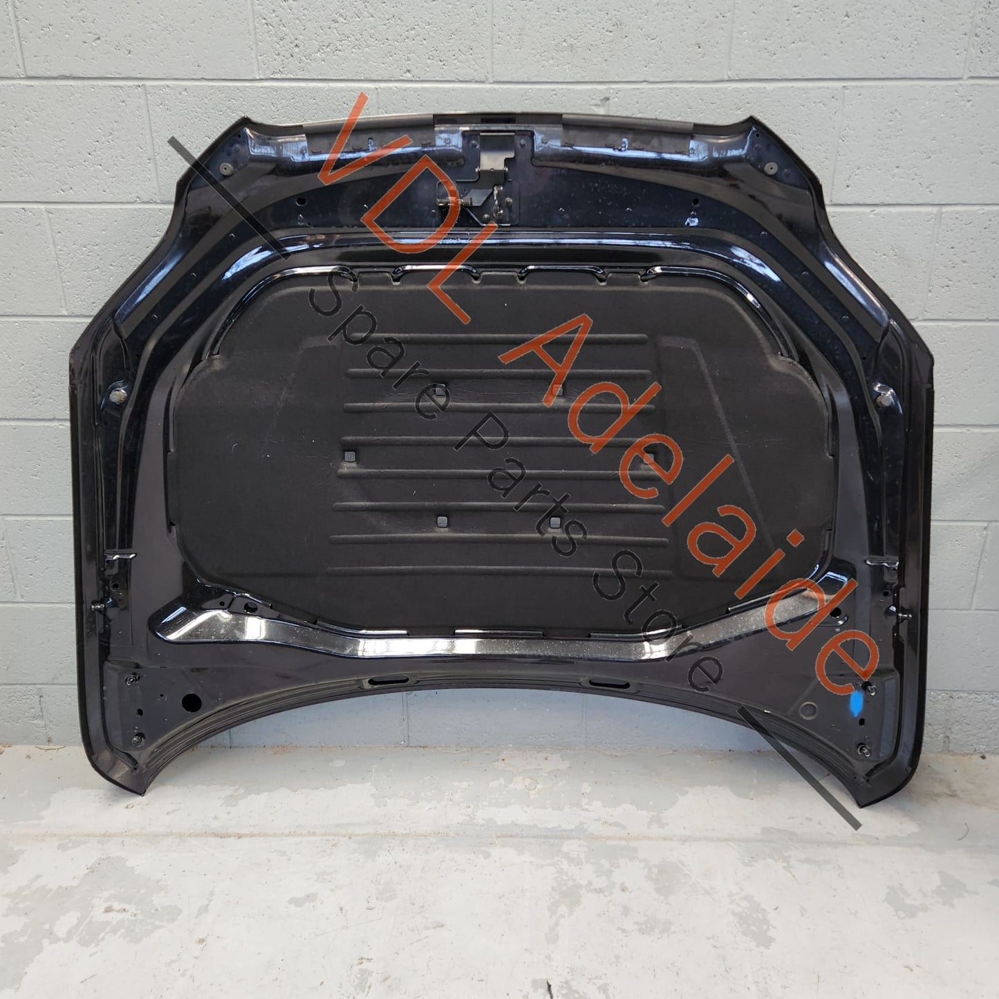 4L0823029A    Audi Q7 4L Bonnet Hood Shell Panel 4L0823029A 2T2T Orca Black Metallic