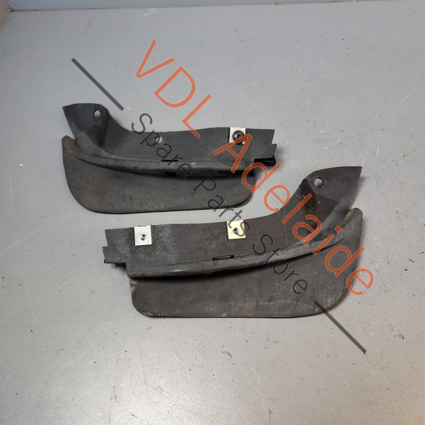 4L0807513E 4L0807514E   Audi Q7 Front Bumper Lower Spoiler Mud Flap Trim Pair L&R 4L0807513E 4L0807514E