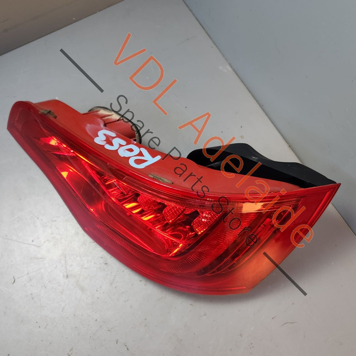 4L0945094L 4L0945094F   Audi Q7 Right Side Tail Brake Light 4L0945094L 4L0945094F