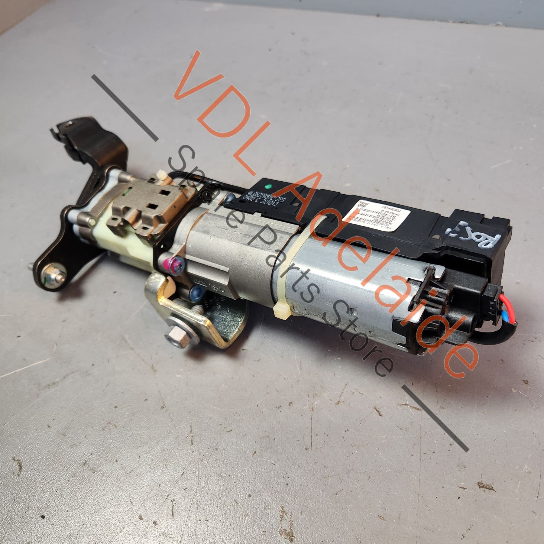 4L0827851E 4L0910945   Audi Q7 4L Electric Tailgate Lift Motor Left Side 4L0827851E