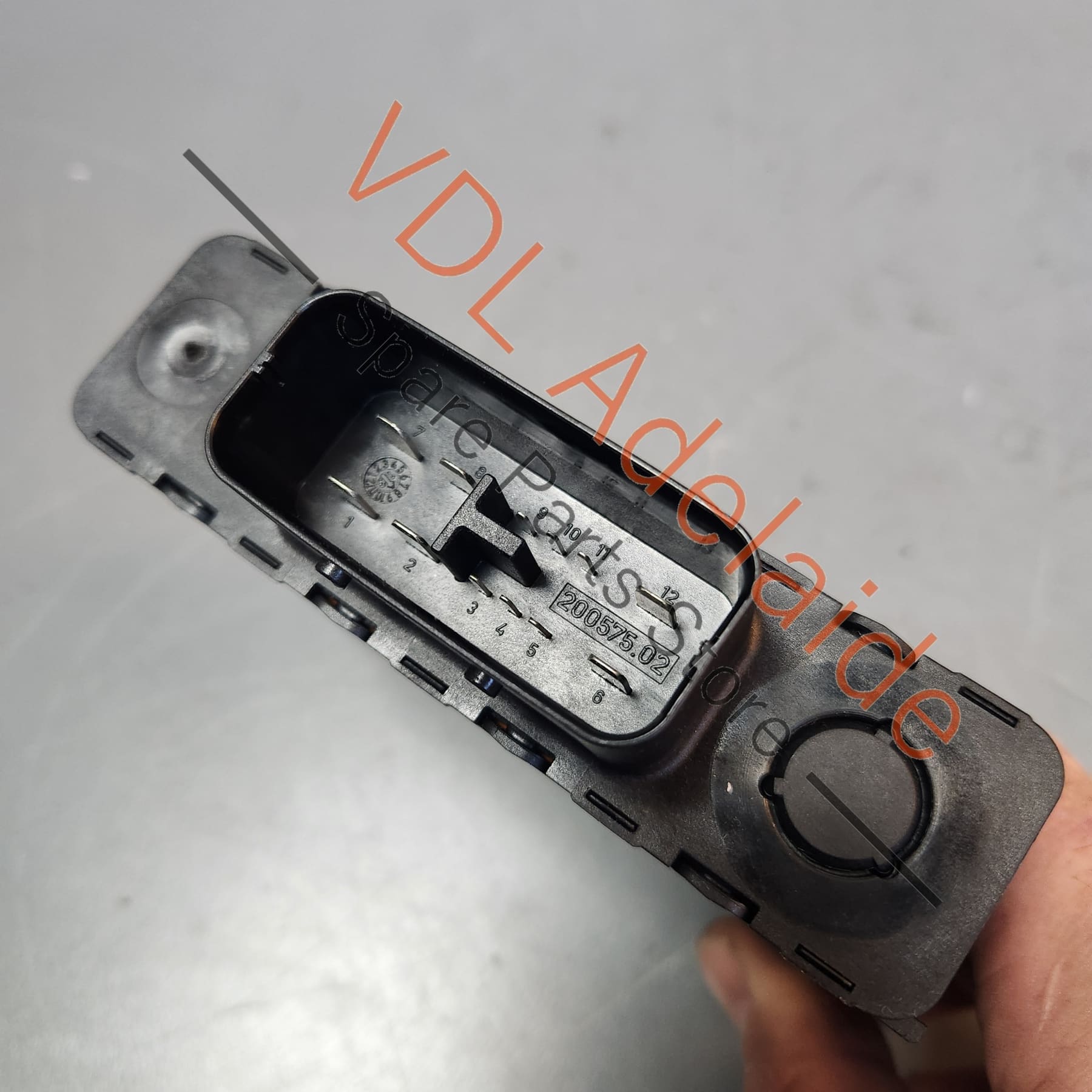 8K0959663    Audi Q7 4L Voltage Stabiliser Module 400W 8K0959663