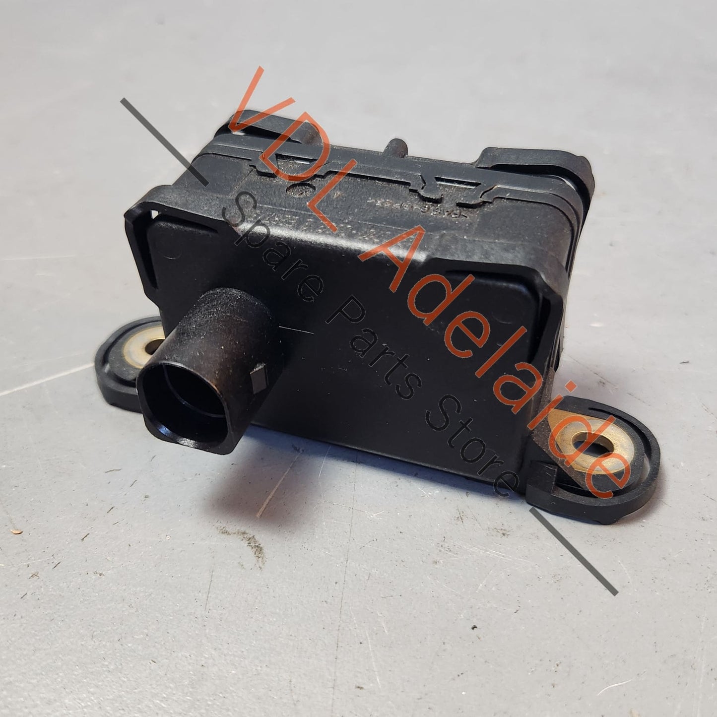 7P0907652    Audi Q7 4L Yaw Rate ESP Sensor Module 7P0907652