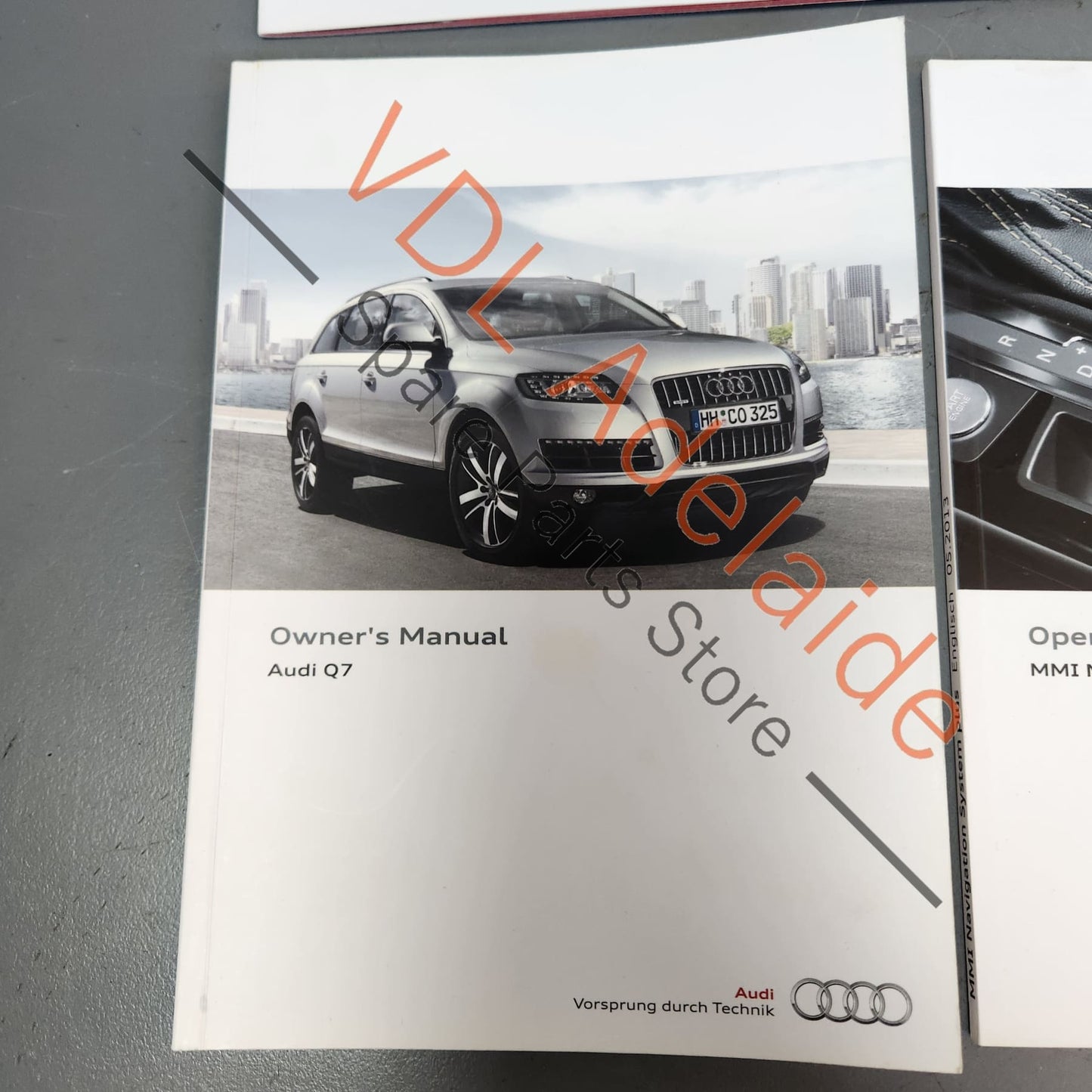     Audi Q7 4L Set of Owners Books Manuals