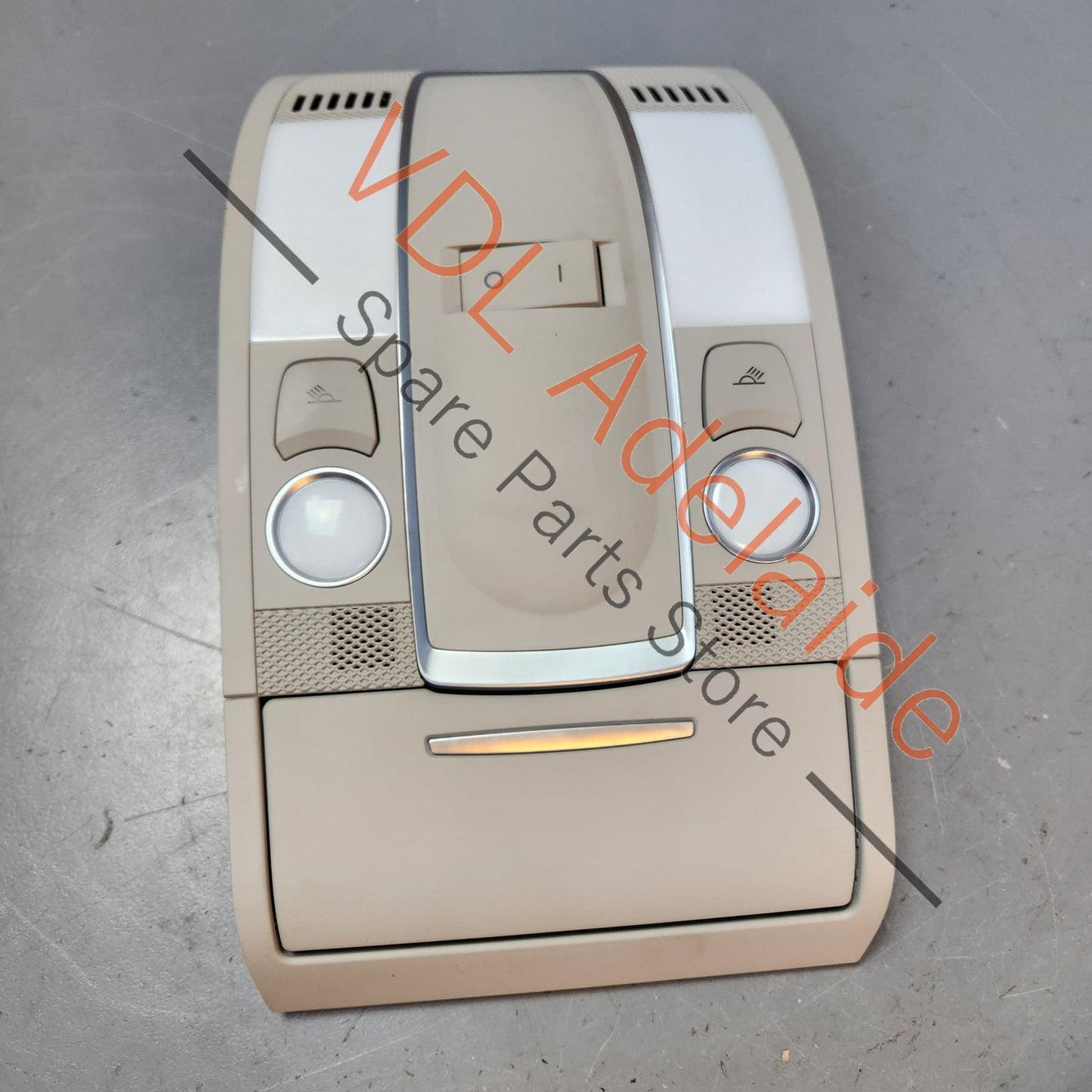 4L0947140 4L0947135G   Audi Q7 Interior Roof Dome Light Switch Panel with Sunglasses Holder 4L0947140 4L0947135G