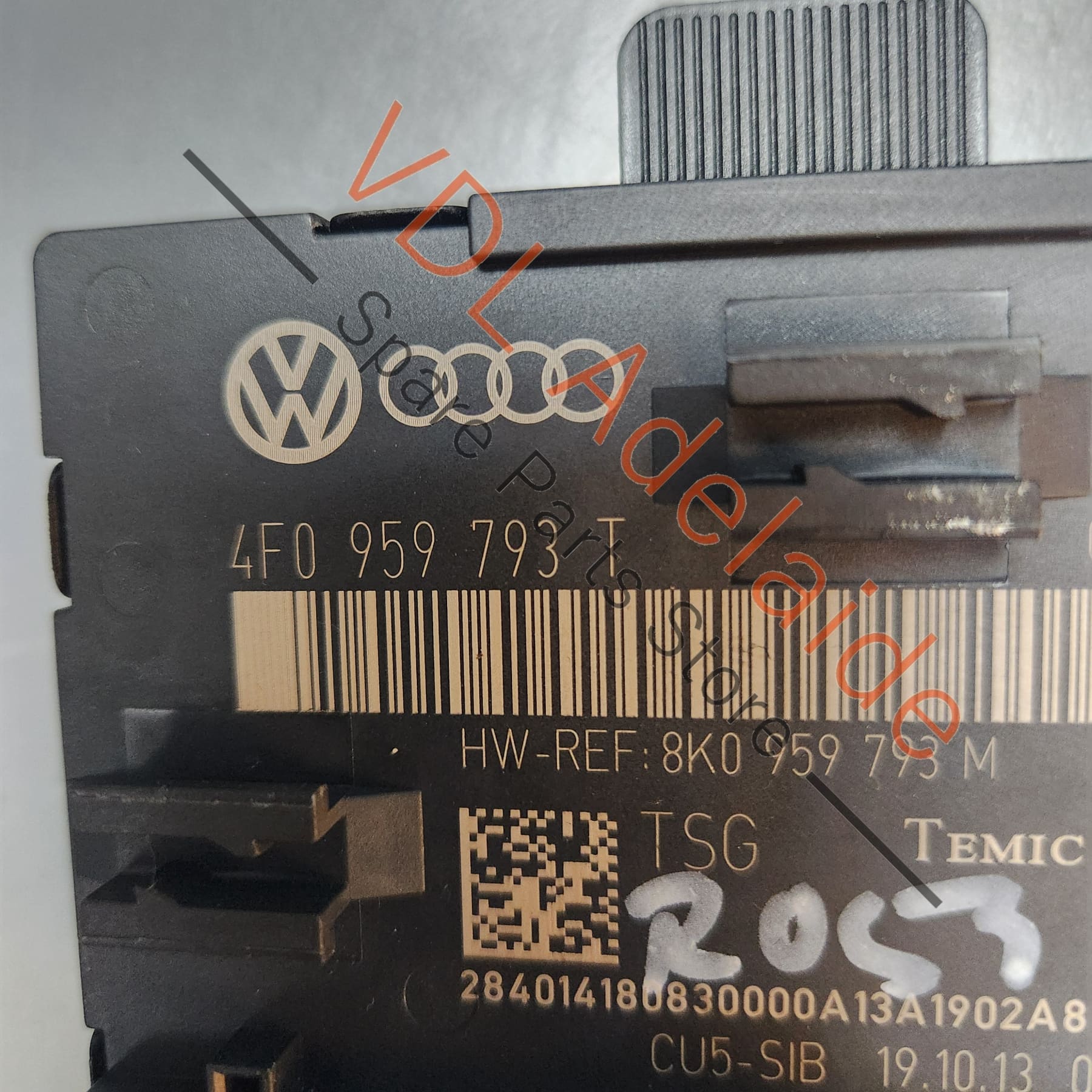 4F0959793T 8K0959793T   Audi Q7 4L Front Driver Side Door Control Module 4F0959793T / 8K0959793T