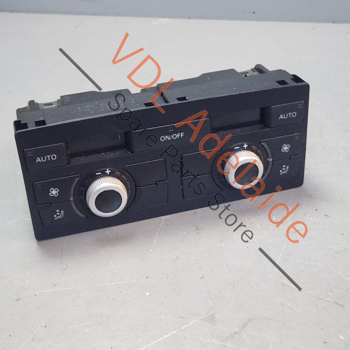 4L0919158AD 5HB009185-09   Audi Q7 Centre Rear AC Heating Switch Dual Zone 4L0919158AD SZD