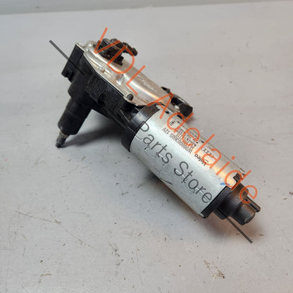 8E9955711E 8R0955711C   Audi A3 A4 Q5 Q7 Rear Window Wiper Motor 8E9955711E 8R0955711C