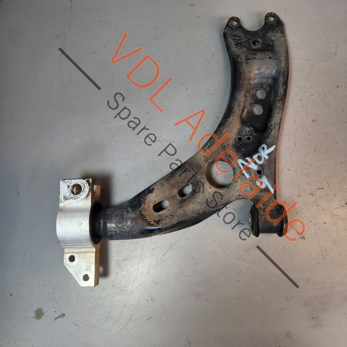 1K0407151BC    VW Golf MK6 Left Front Lower Control Arm w Bushes 1K0407151BC