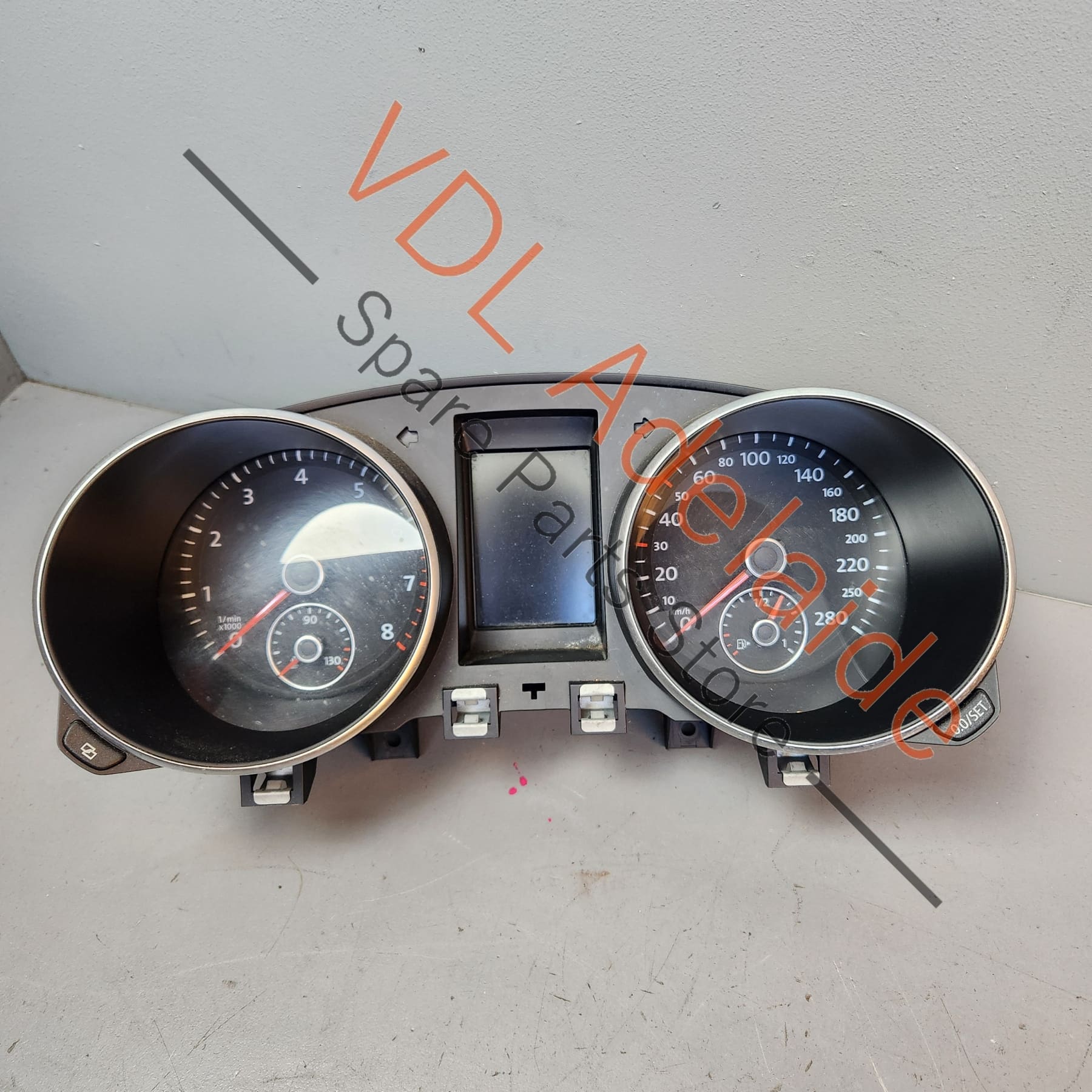 5K6920870B    Volkswagen VW Golf Gti Mk6 Instrument Dash Cluster Speedometer 5K6920870D