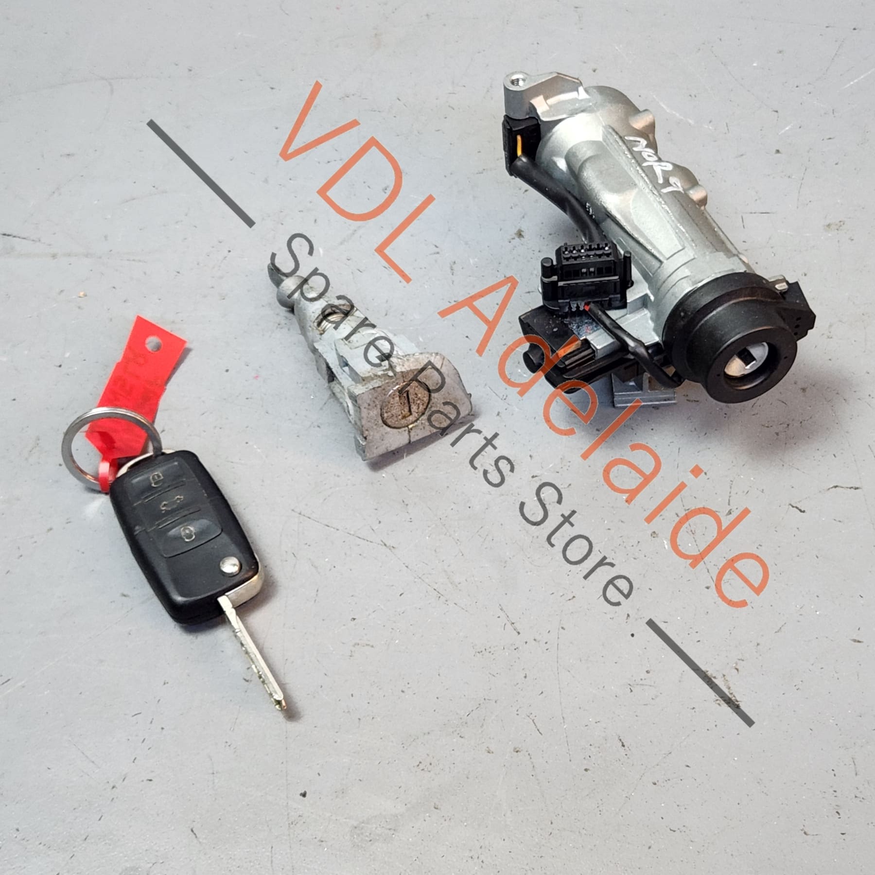 1K0905865A 1K0905841   VW Golf Caddy Jetta Ignition Lock Barrel & Switch 1K0905841 1K0905865A