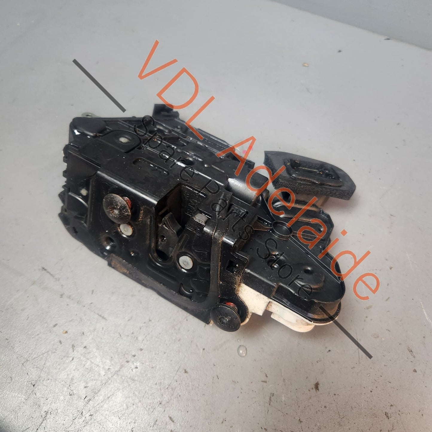 VW Golf MK6 Front Right Door Lock Actuator 5K2837016B