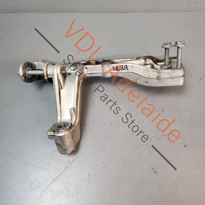 1K0199296E    VW Golf MK6 Right Side Engine K Frame Crossmember Bracket Aluminium 1K0199296J 1K0199296E