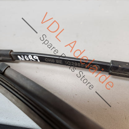 1Q295541003C 5K2955426 1Q2998002  Pair of VW Golf MK6 Windscreen Wiper Arms 5K2955426 1Q2998002 1Q2955410 03C