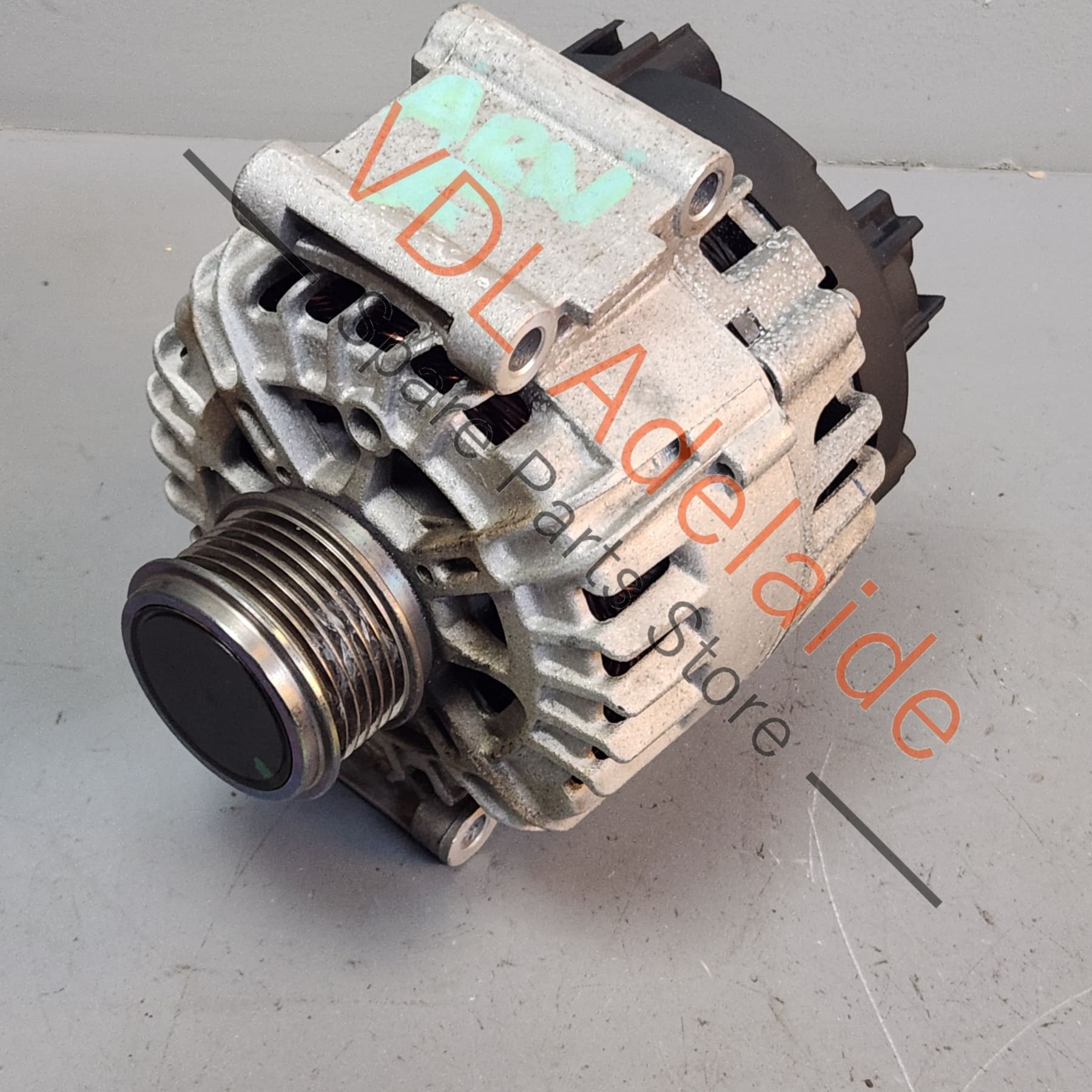 06J903023D 06J903023A   VW Golf MK7 Valeo 140A Alternator 06J903023D 06J903023A