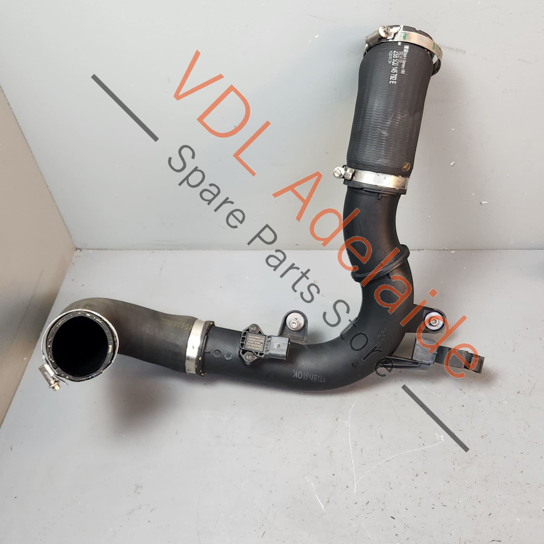 6C0145770A 5Q0145834 6C0145838A  VW Golf MK7 Gti RHS Right Side Intercooler Pipe Hose 6C0145770A 5Q0145834 6C0145838A