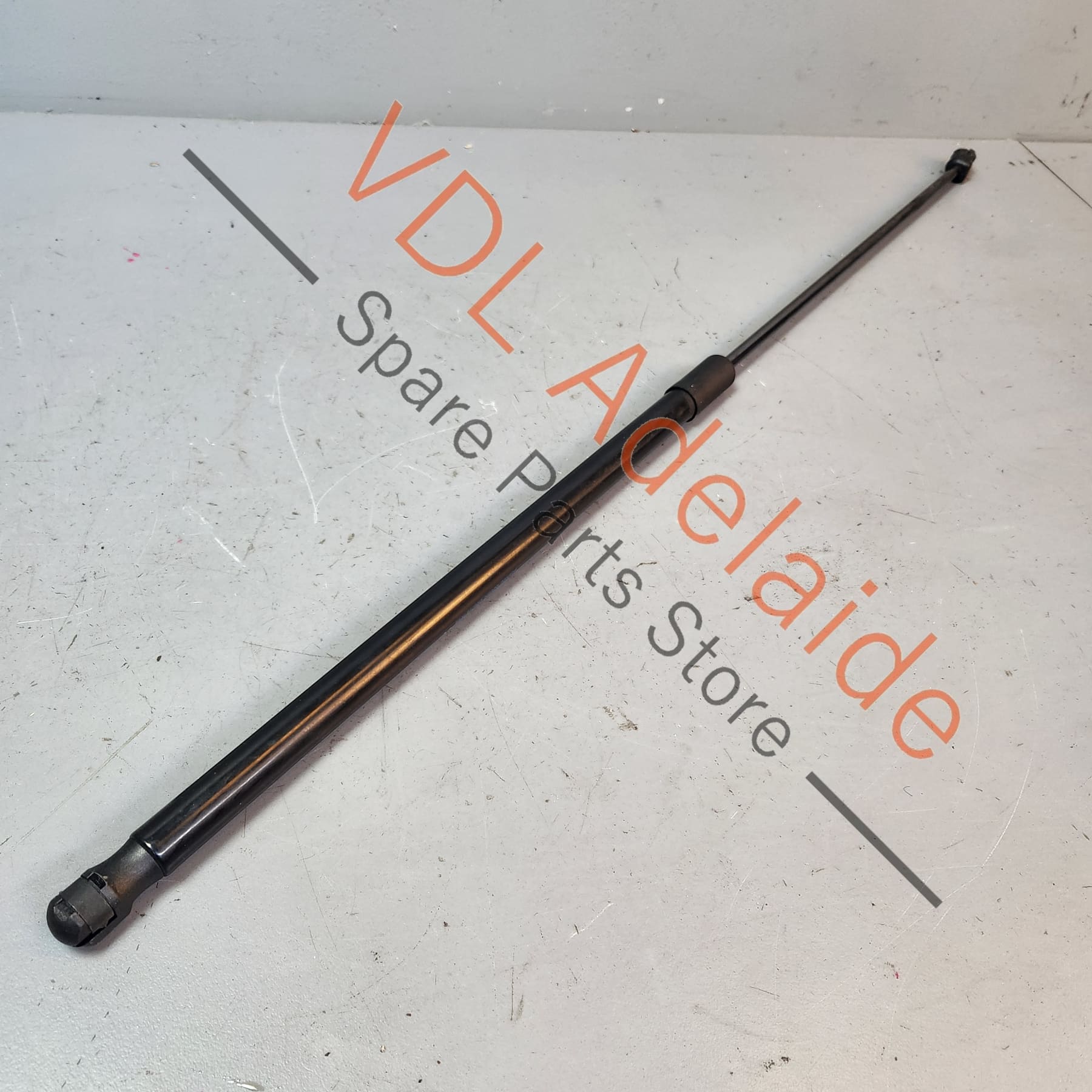 5G0823359A    VW Golf Mk7 Bonnet Hood Lift Gas Strut 5G0823359A