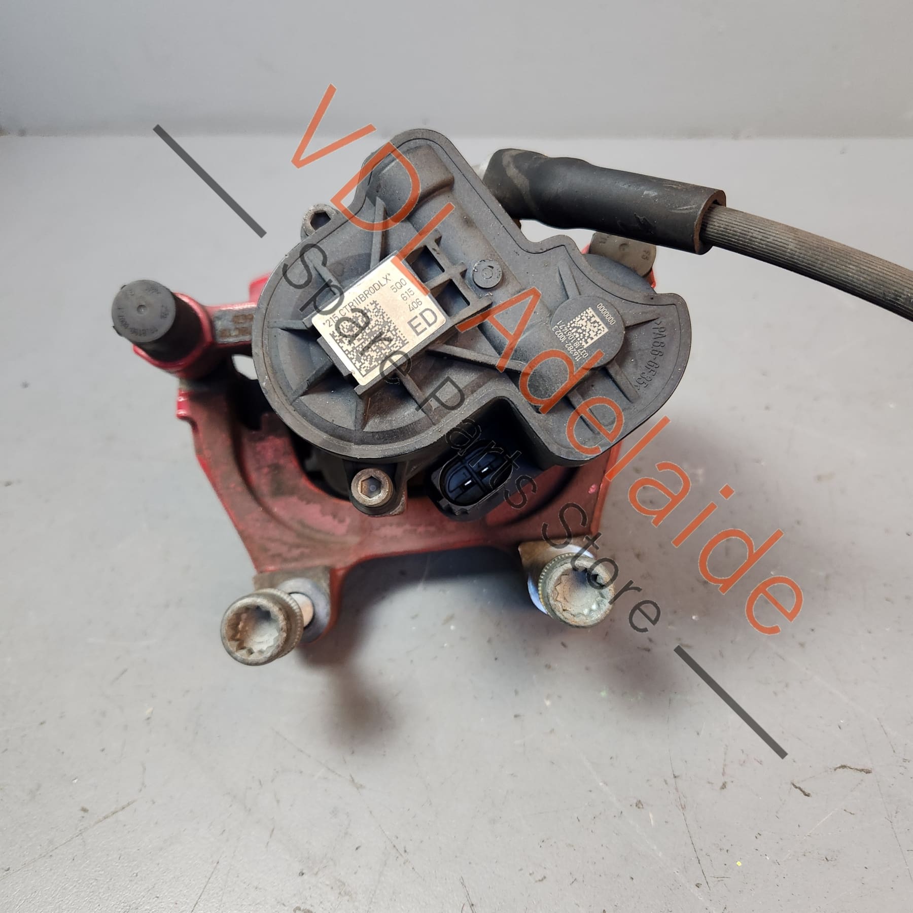 3Q0998281A 5G0615424B 5G0615425B  VW Golf MK7 Gti Right Rear Brake Caliper with Electric Handbrake 3Q0998281A 5G0615424B 5G0615425B