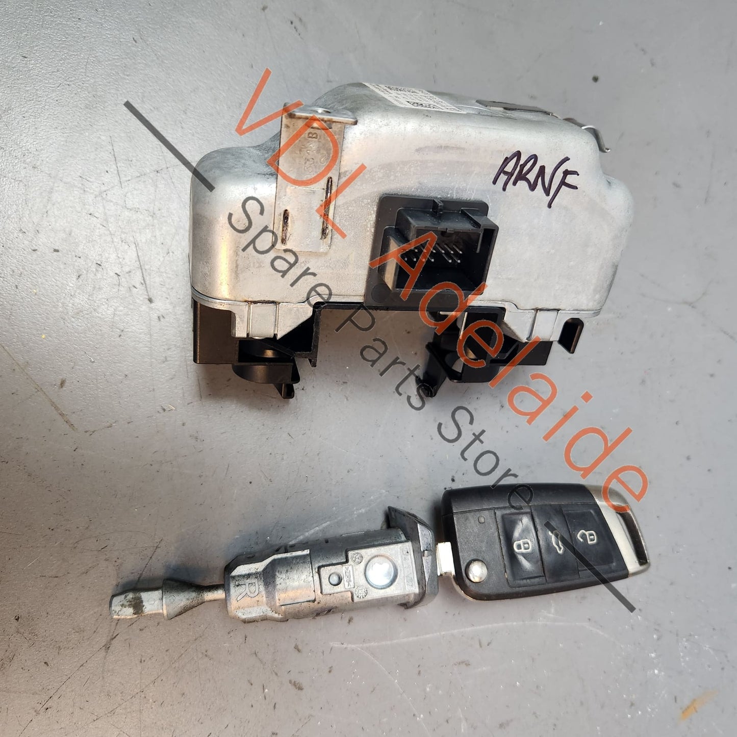 5Q0905861A    VW Golf MK7 Audi A3 S3 Steering Column Lock for vehicles with Keyless Go 5Q0905861A