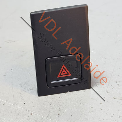 5G0953509A    VW Golf Mk7 Hazard Warning Pushbutton Switch with Cover Trim 5G0953509A