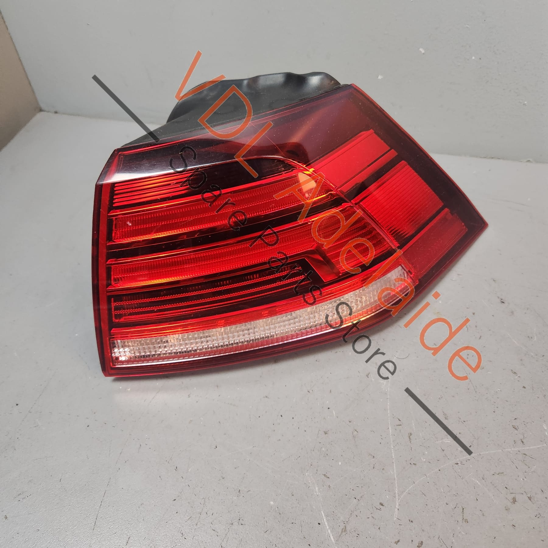 5G0945096Q    VW Golf MK7.5 Gti Rear Right Outer LED Tail Light for RHD 5G0945096Q