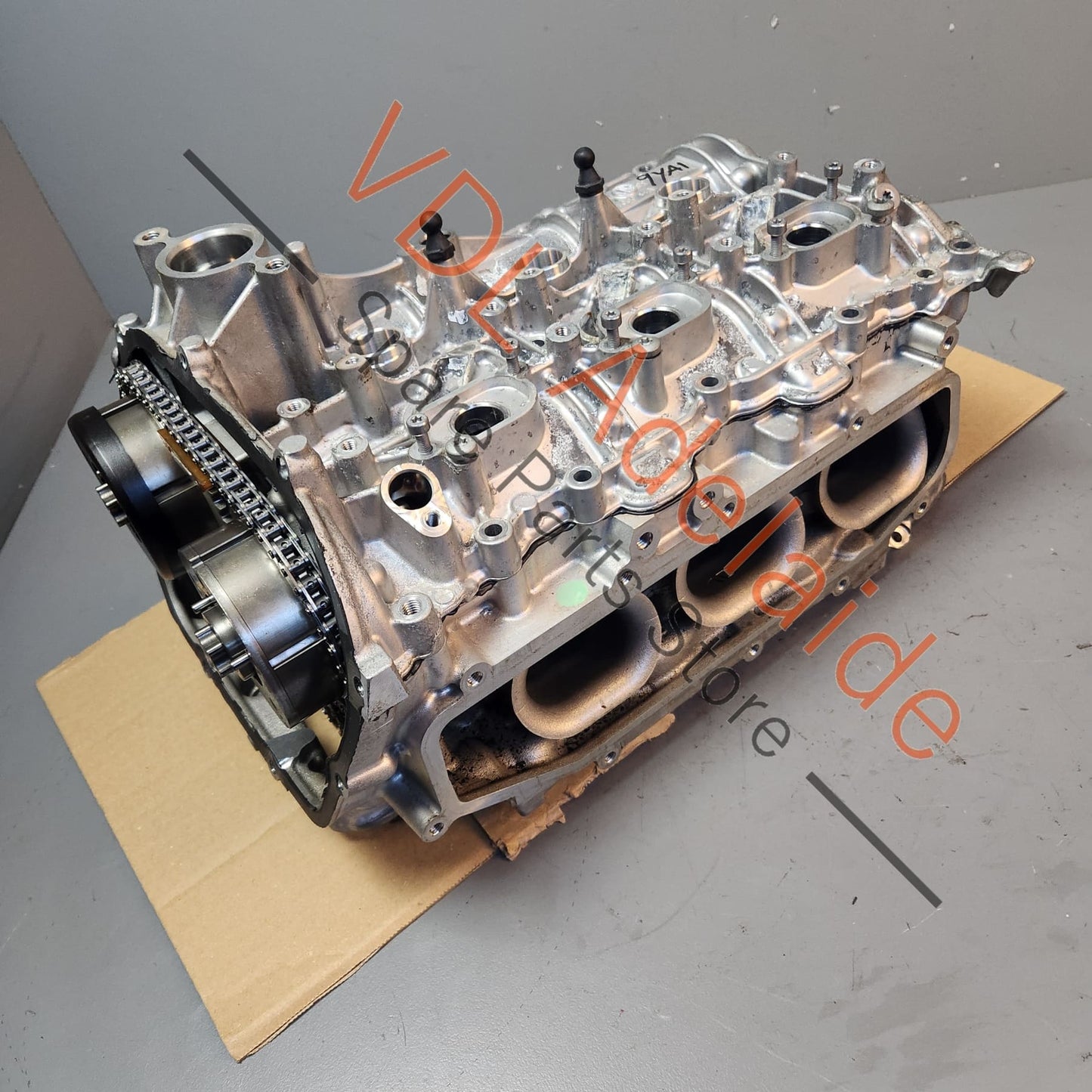 PAC103062A 9A710306210 9A710900310 9A710910200 Porsche 324kw DCAB DCA Engine Cylinder Head Cyl 1-3 Right Complete With Camshafts and Valves