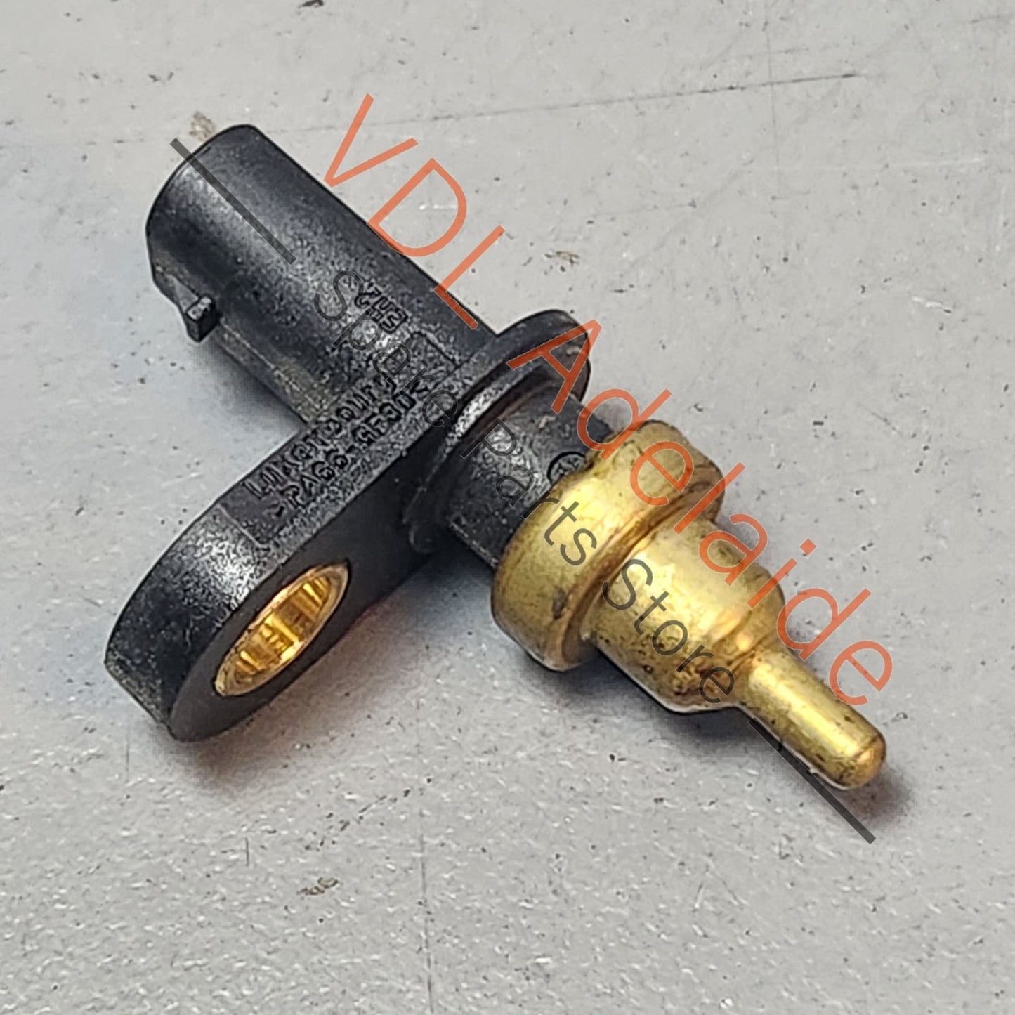 06M919501    Genuine Porsche Audi Volkswagen Engine Coolant Temperature Sensor 06M919501