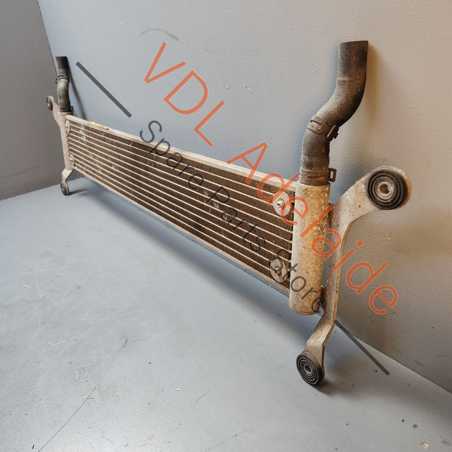 7L6121212B    VW Touareg Porsche Cayenne Audi Q7 Additional Secondary Radiator 7L6121212B