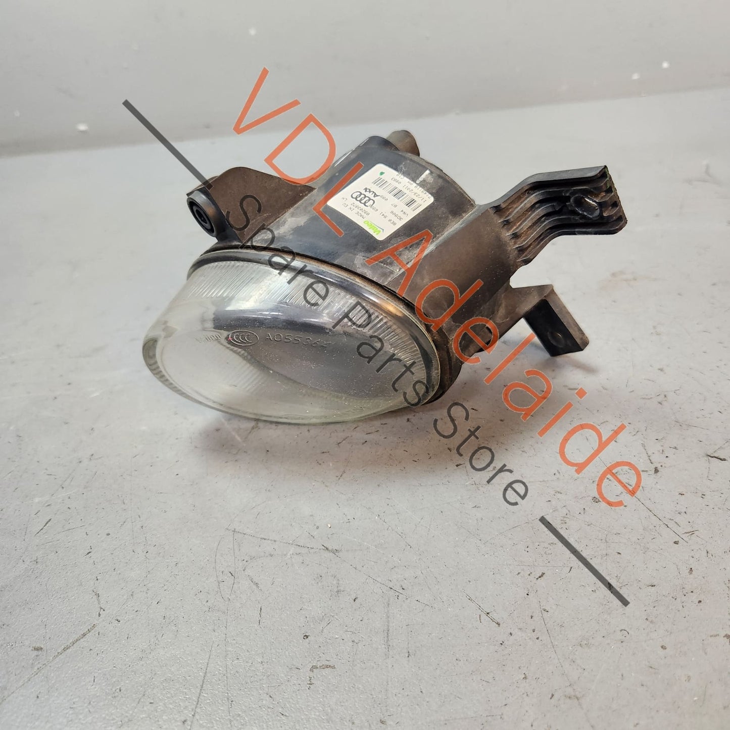 8E0941699E    Audi S3 8P Halogen Fog Light Lamp Left 8E0941699E