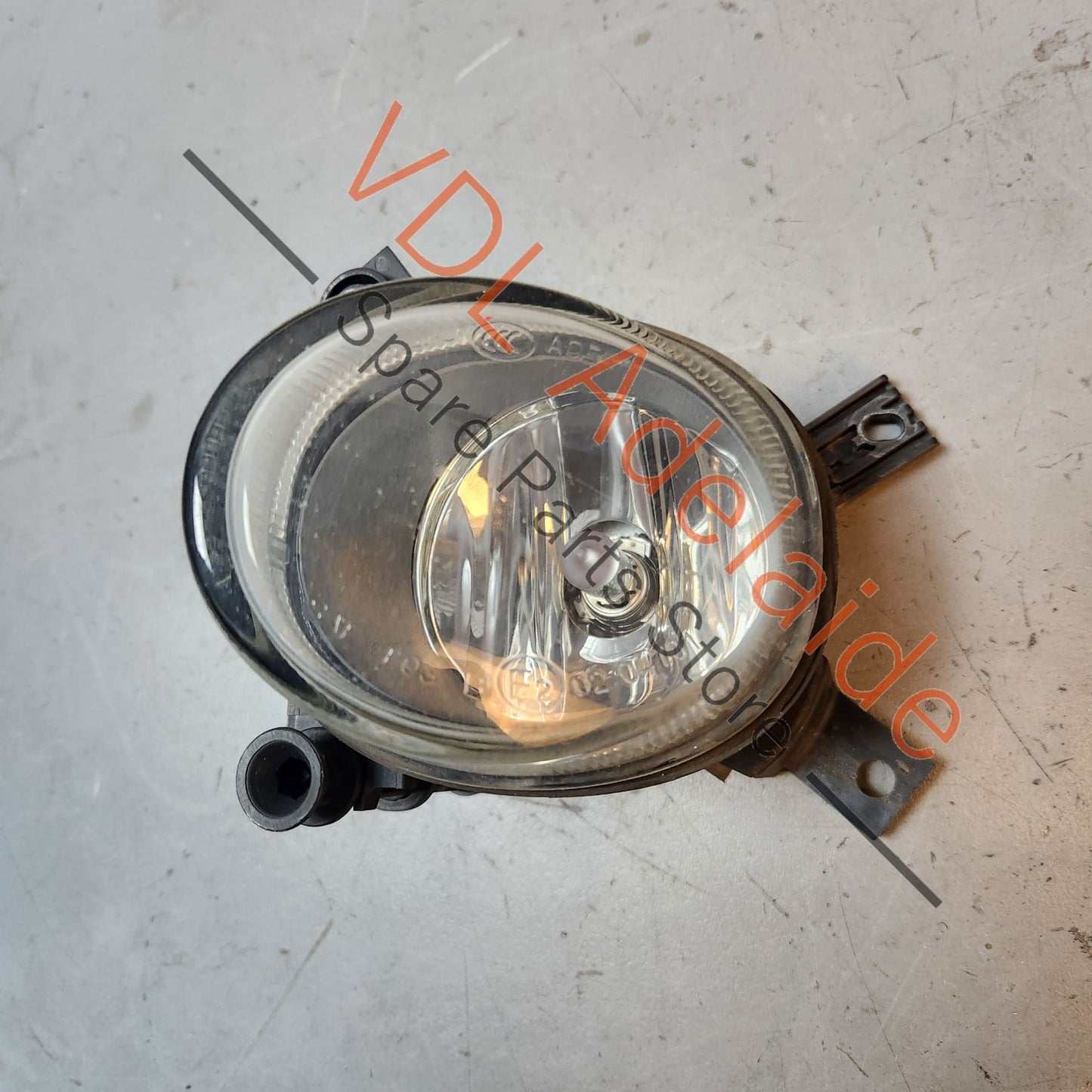 8E0941699E    Audi S3 8P Halogen Fog Light Lamp Left 8E0941699E