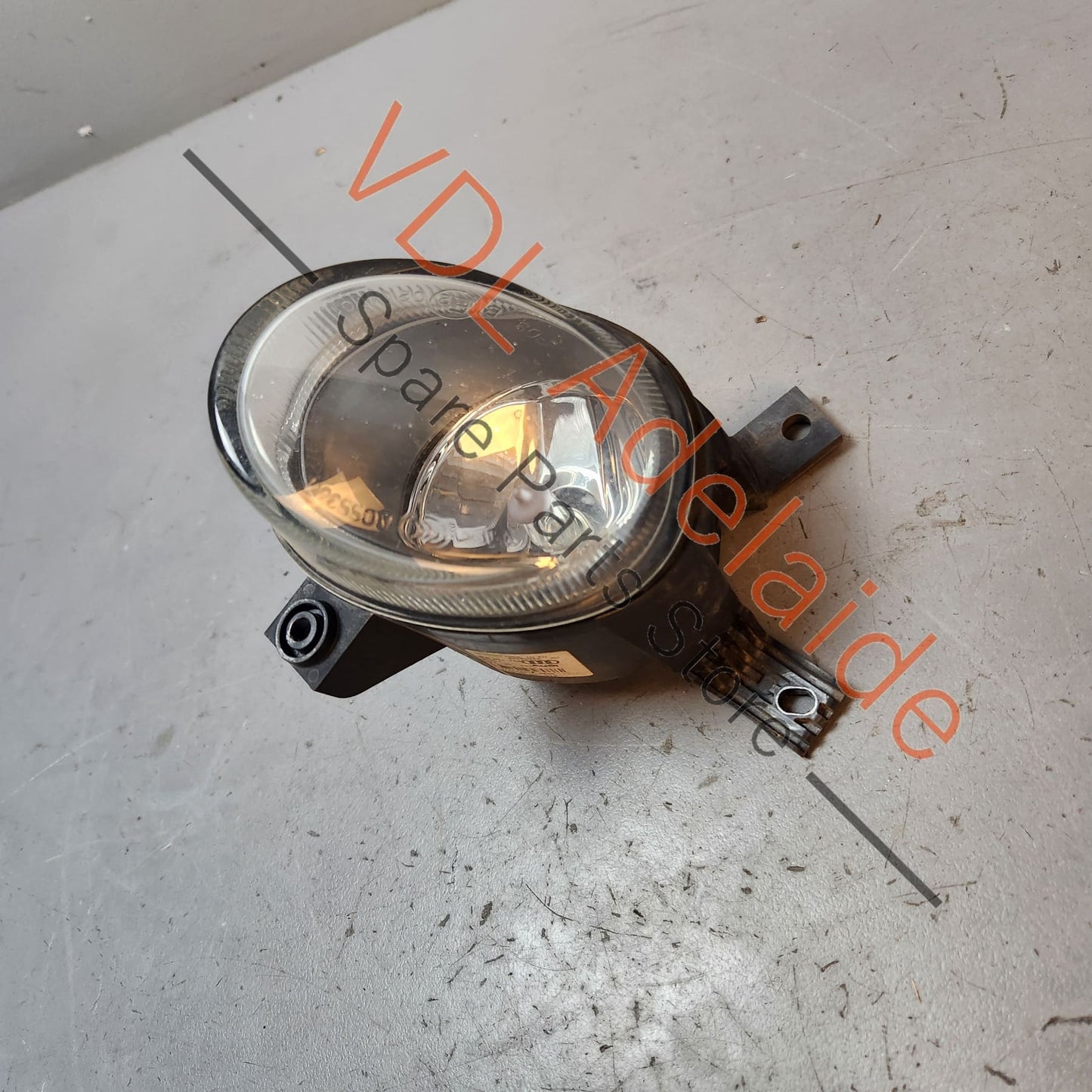 8E0941700E    Audi S3 8P Halogen Fog Light Lamp Right 8E0941700E