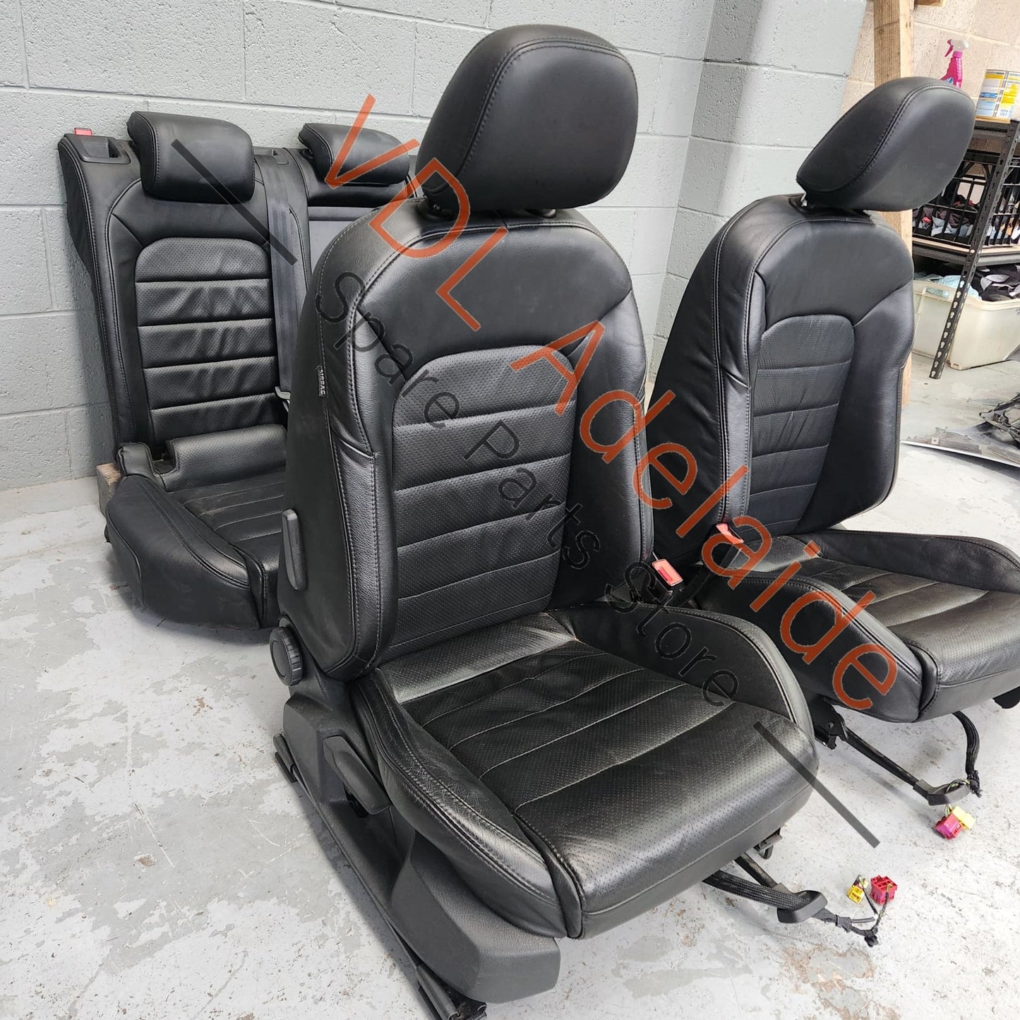     VW Golf MK7 Leather Seat Set Good upgrade for Amarok