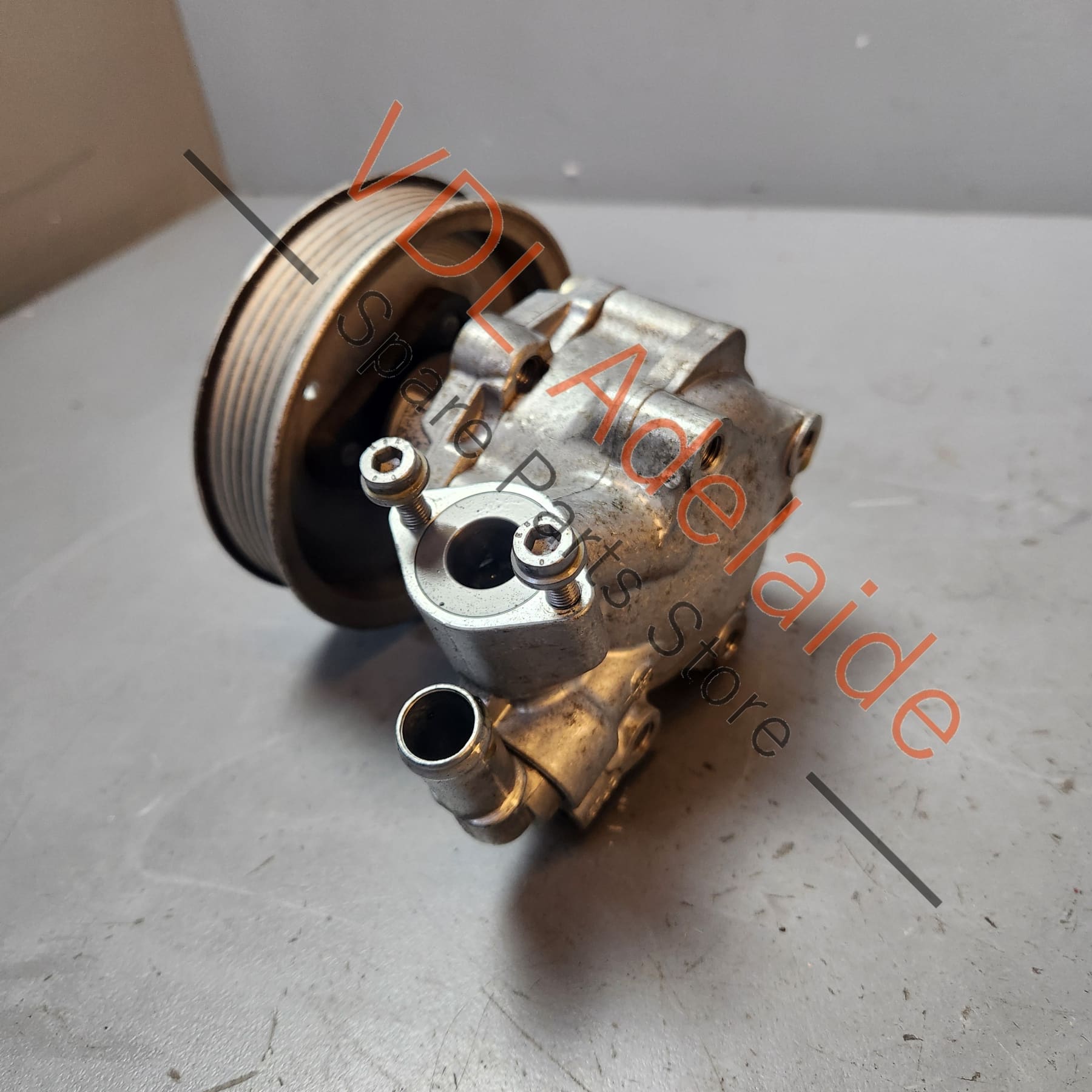 7P6422154A  VW Touareg Audi Q7 Power Steering Pump 7P6422154A