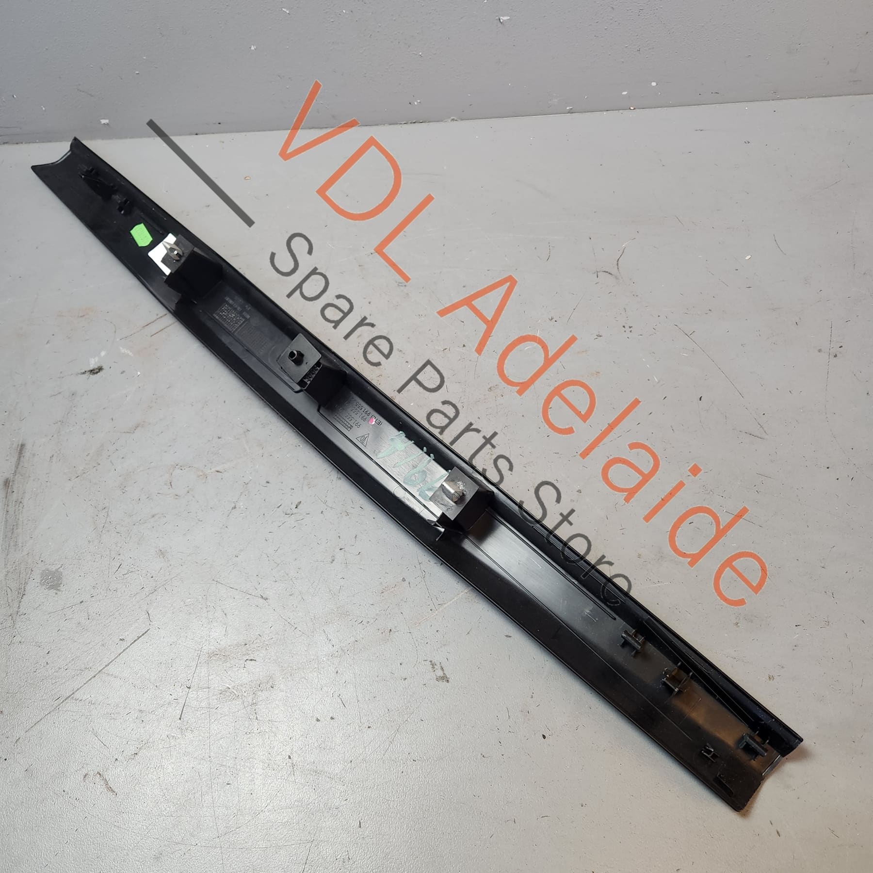 991555000000    Porsche 911 991 Left Side Drivers Door Sill Trim for RHD model 99155512100 1E0