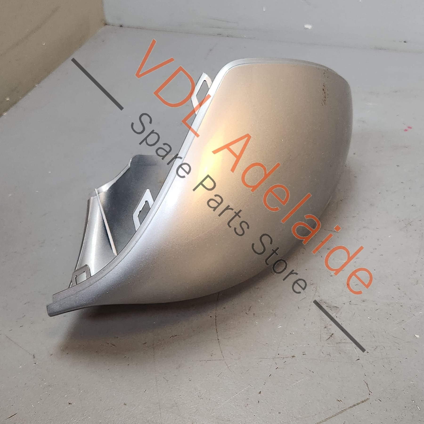 99173162901G2L 99173162901   Porsche 911 991.2 Left Side Exterior Mirror Cap Cover LHS 99173162901 G2L GT Silver Metallic U2 / M7Z